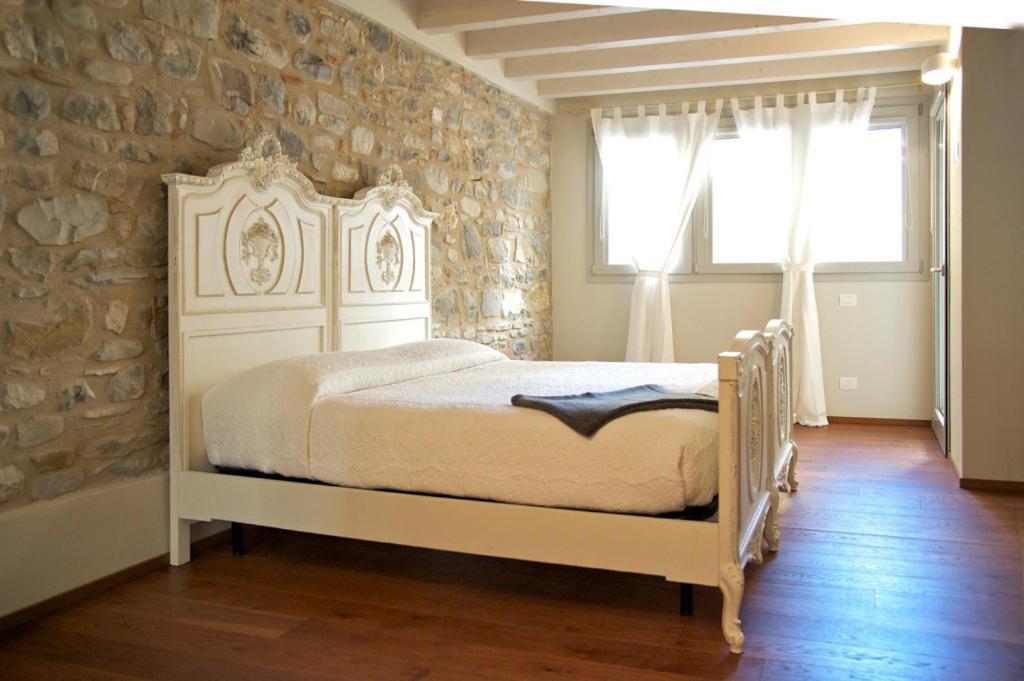 Affittacamere Il Barone Da Mauro Bobbio Ngoại thất bức ảnh